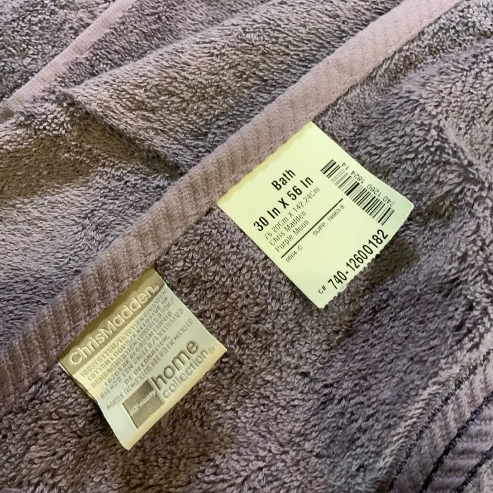 Chris Madden Home Collection Bath Towels Purple Moon Set of 2 Egyptian Cotton